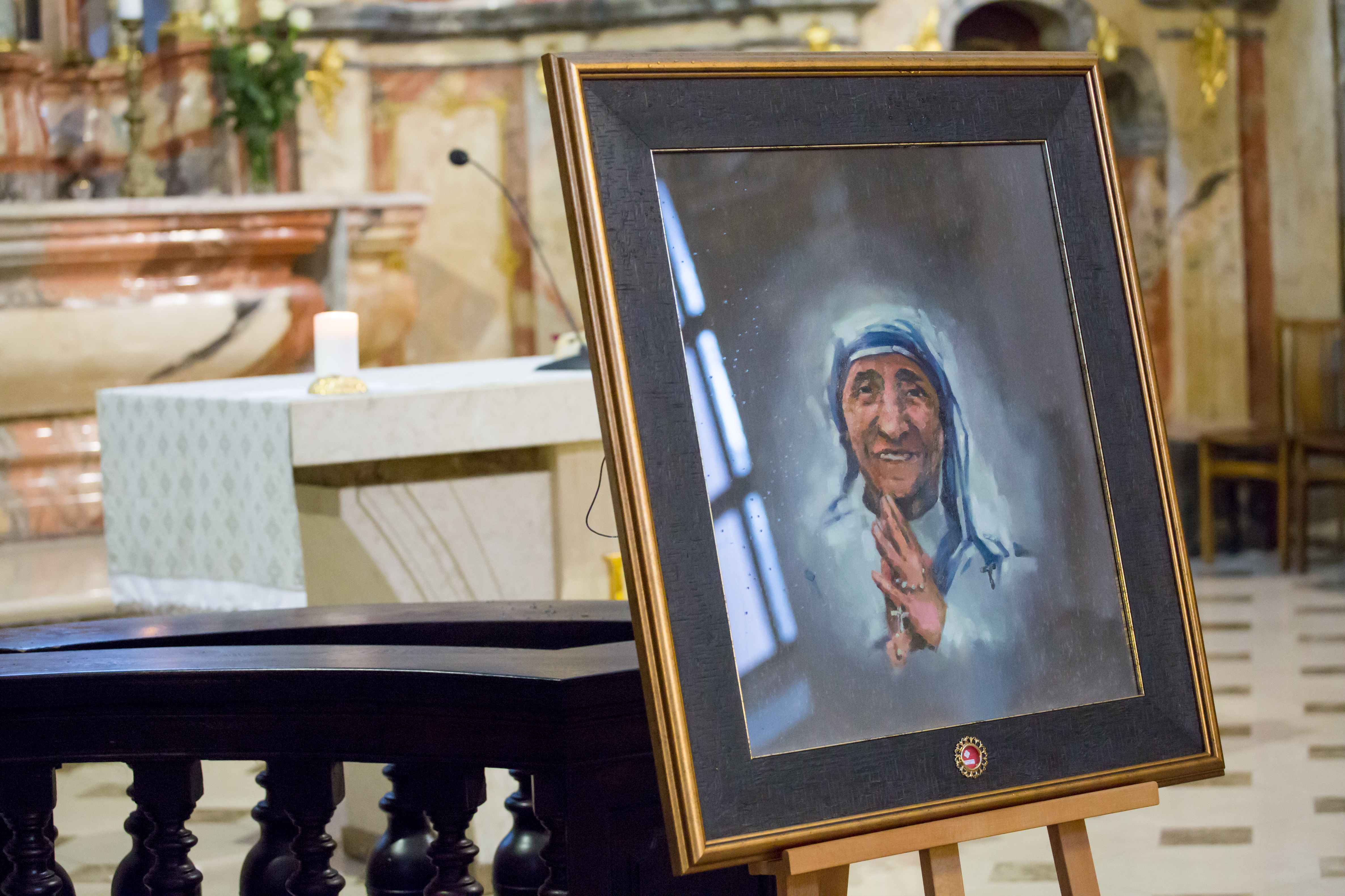 Dailininko tapytojo Andriaus Zakarausko tapytas paveikslas-relikvijorius